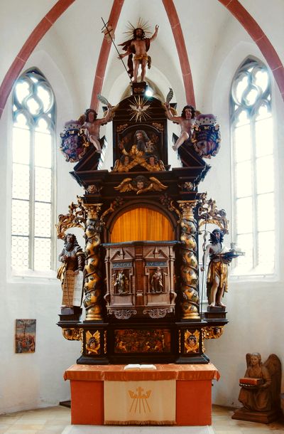 Der Altar der St. Nikolaus-Kirche